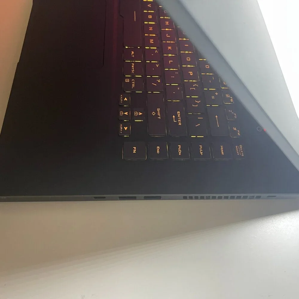 ASUS ROG Zephyrus M15 15